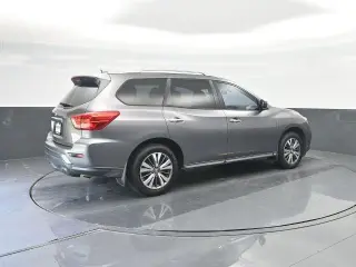 Nissan Pathfinder 2017 S 4dr SUV