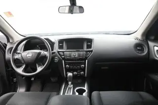 Nissan Pathfinder 2017 S 4dr SUV