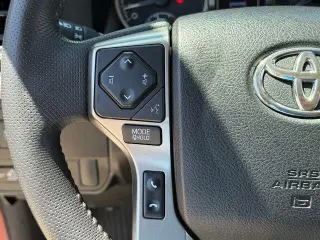 Toyota Tacoma 2022 4x2 TRD Off-Road 4dr Double Cab 5.0 ft SB