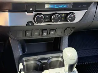 Toyota Tacoma 2022 4x2 TRD Off-Road 4dr Double Cab 5.0 ft SB