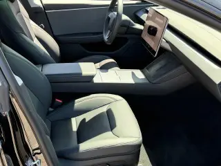 Tesla Model 3 2025 Long Range 4dr Fastback