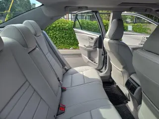 Toyota Camry 2017 XLE 4dr Sedan