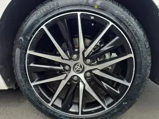 Toyota Camry 2023 AWD SE 4dr Sedan
