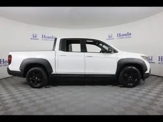 Honda Ridgeline 2023 AWD Black Edition 4dr Crew Cab 5.3 ft. SB