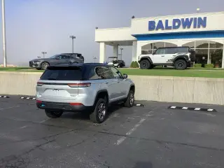 Jeep Grand Cherokee 2022 4x4 Trailhawk 4xe 4dr SUV