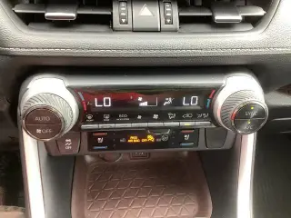 Toyota RAV4 2024 AWD Limited 4dr SUV