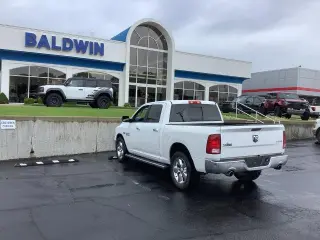 Ram 1500 2017 4x4 Big Horn 4dr Crew Cab 5.5 ft. SB Pickup