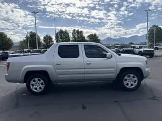 Honda Ridgeline 2006 AWD RTL 4dr Crew Cab
