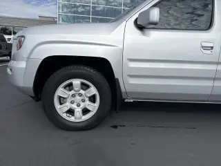 Honda Ridgeline 2006 AWD RTL 4dr Crew Cab