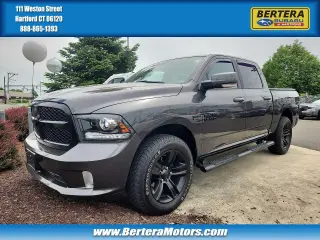 Ram 1500 2018 4x4 Night 4dr Crew Cab 5.5 ft. SB Pickup