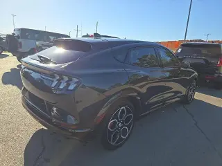 Ford Mustang Mach-E 2022 AWD GT 4dr SUV