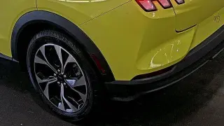 Ford Mustang Mach-E 2025 Select 4dr SUV