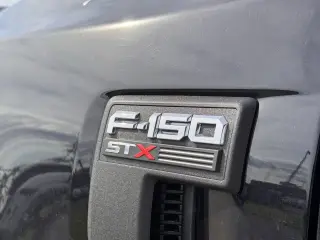 Ford F-150 2022 4x4 XL 4dr SuperCrew 5.5 ft. SB