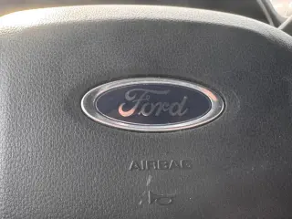 Ford F-150 2022 4x4 XL 4dr SuperCrew 5.5 ft. SB