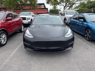 Tesla Model 3 2019 Mid Range 4dr Fastback