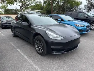 Tesla Model 3 2019 Mid Range 4dr Fastback