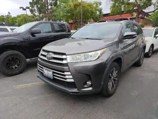 Toyota Highlander 2019 SE 4dr SUV
