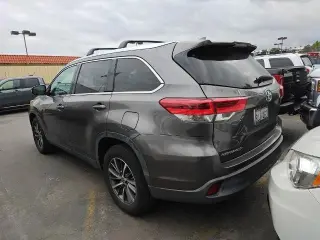 Toyota Highlander 2019 SE 4dr SUV