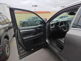 Toyota Highlander 2019 SE 4dr SUV