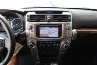 Toyota 4Runner 2019 4x4 SR5 4dr SUV