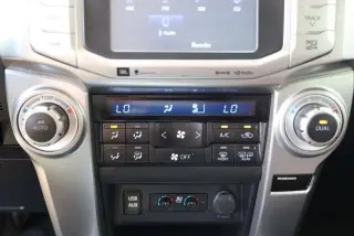 Toyota 4Runner 2019 4x4 SR5 4dr SUV