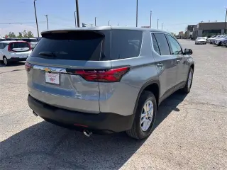 Chevrolet Traverse 2023 LS 4dr SUV w/1LS