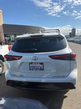 Toyota Highlander 2020 AWD Limited 4dr SUV