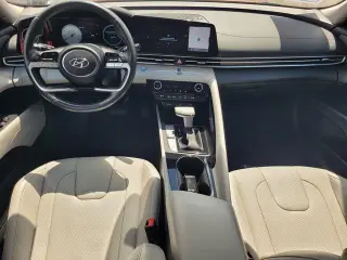 Hyundai ELANTRA Hybrid 2023 Limited 4dr Sedan