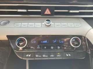 Hyundai ELANTRA Hybrid 2023 Limited 4dr Sedan