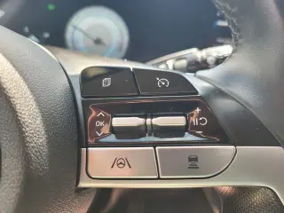 Hyundai ELANTRA Hybrid 2023 Limited 4dr Sedan