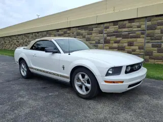 Ford Mustang 2008 V6 Deluxe 2dr Convertible