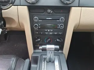 Ford Mustang 2008 V6 Deluxe 2dr Convertible