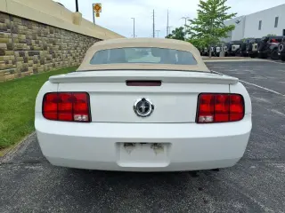 Ford Mustang 2008 V6 Deluxe 2dr Convertible
