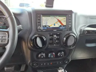 Jeep Wrangler Unlimited 2012 4x4 Sahara 4dr SUV