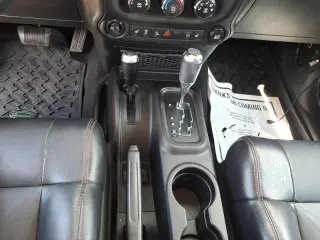 Jeep Wrangler Unlimited 2012 4x4 Sahara 4dr SUV