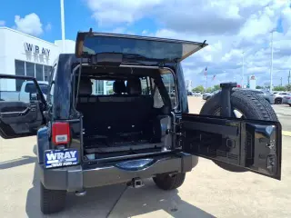 Jeep Wrangler Unlimited 2012 4x4 Sahara 4dr SUV