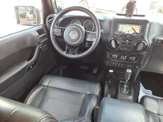 Jeep Wrangler Unlimited 2012 4x4 Sahara 4dr SUV
