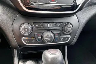 Jeep Cherokee 2020 4x4 Limited 4dr SUV