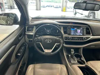 Toyota Highlander 2016 AWD XLE 4dr SUV