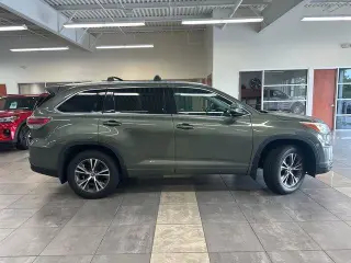 Toyota Highlander 2016 AWD XLE 4dr SUV