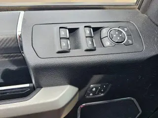 Ford F-150 2018 4x4 XLT 4dr SuperCrew 5.5 ft. SB