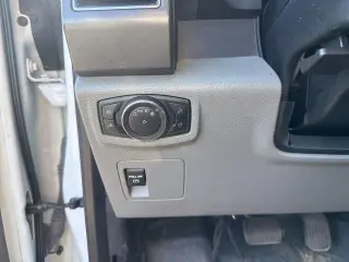 Ford F-150 2018 4x4 Lariat 4dr SuperCrew 5.5 ft. SB