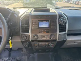 Ford F-150 2018 4x4 Lariat 4dr SuperCrew 5.5 ft. SB