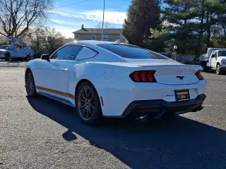 Ford Mustang 2024 EcoBoost Premium 2dr Fastback