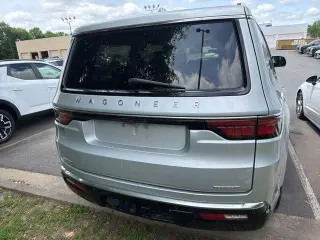 Jeep Wagoneer 2022 4x4 Series II 4dr SUV
