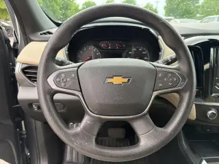 Chevrolet Traverse 2023 4x4 LS 4dr SUV w/1LS