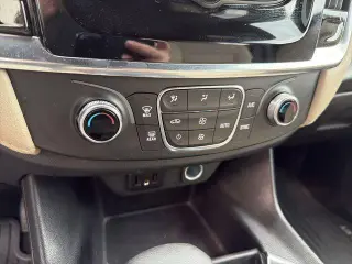 Chevrolet Traverse 2023 4x4 LS 4dr SUV w/1LS