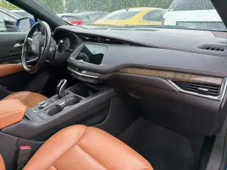 Cadillac XT4 2021 Premium Luxury 4dr Crossover
