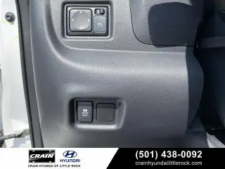 Nissan Versa Note 2018 SV 4dr Hatchback (midyear release)