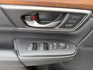 Honda CR-V 2022 AWD Touring 4dr SUV